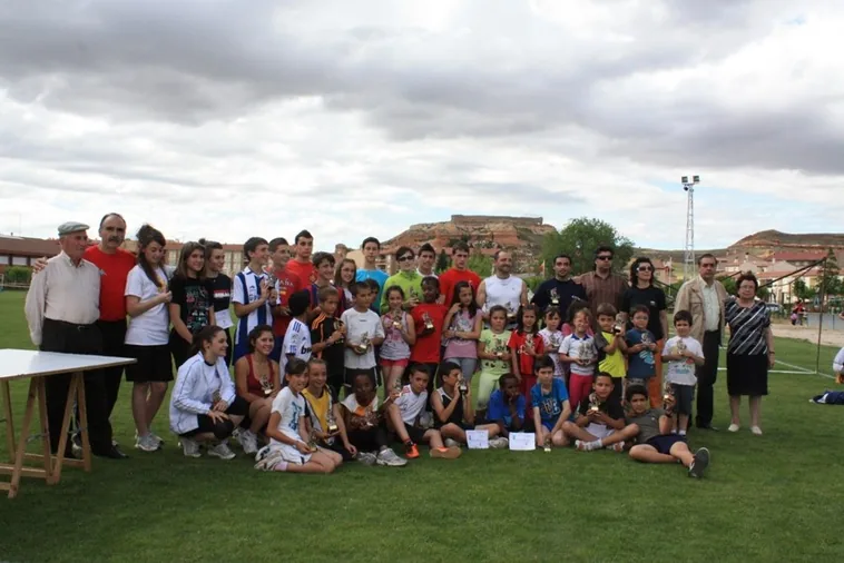 340 participantes en el cross popular Villa de San Esteban
