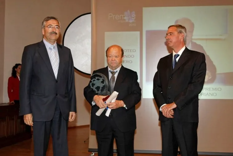 Doroteo Hernando Cervero recibe el Cecale de Oro 2010