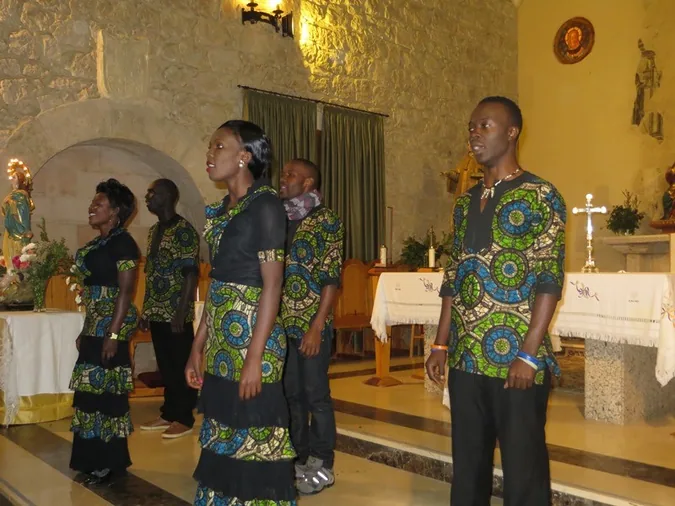 Energía y alegría llegada de África para ofrecer gospel