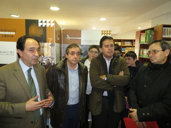 El arte románico de Soria conquista la biblioteca municipal