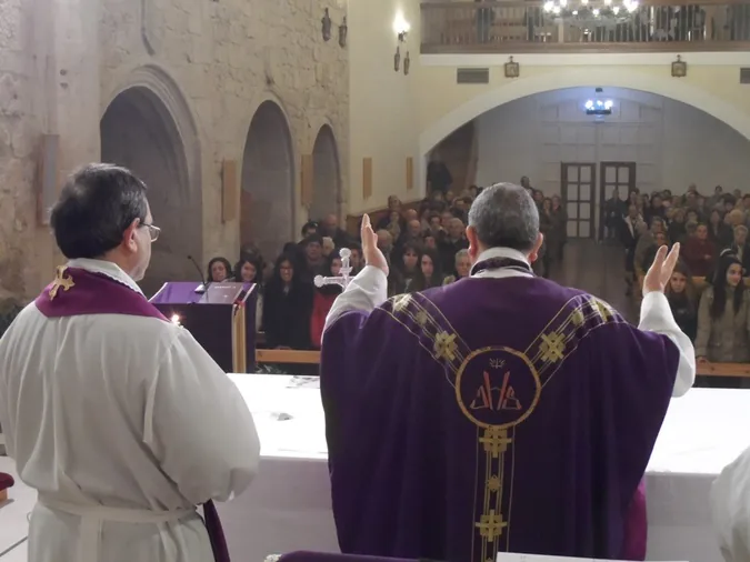 El obispo inicia la visita pastoral al arciprestazgo ribereño