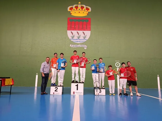 Álvaro Martín Rodas, subcampeón de Castilla y León de frontenis