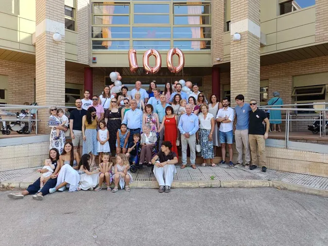 Paula Hernando Monge celebra sus 100 años de vida en San Esteban