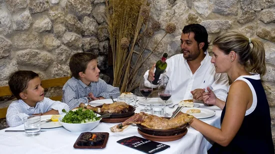 El Rivera del Duero: en los VIII encuentros del lechazo asado