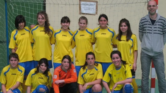 Las cadetes de futbito del IES la Rambla se llevan la plata