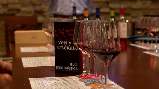 La Ruta del Vino Ribera del Duero renueva su guía enoturística