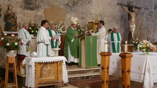 El obispo preside la toma de posesión de Atienza como sacerdote
