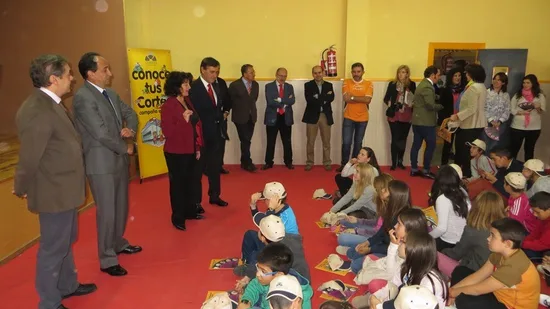 El Ayuntamiento concede más de 7.000 euros en ayudas escolares