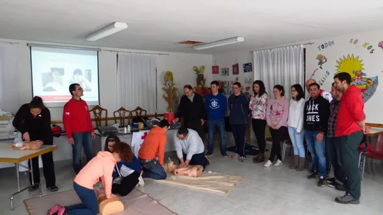 Cruz Roja recicla a sus voluntarios de socorros y emergencias